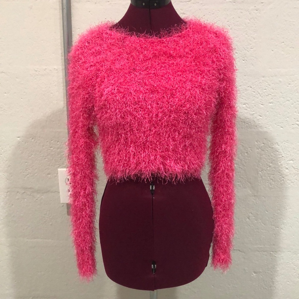 DIVIDED PINK SWEATER